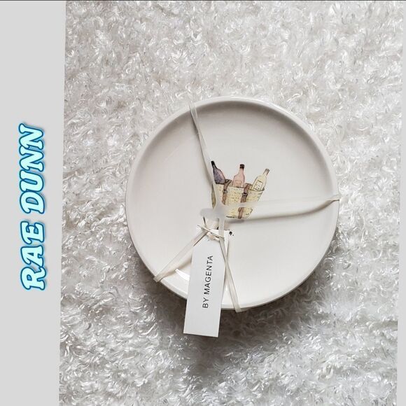 New dessert plates  - Picture 2 of 3